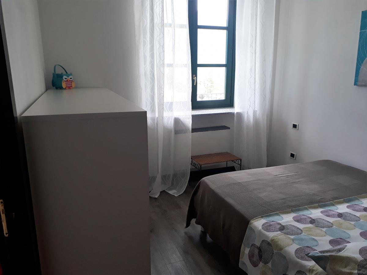 Campione Giulia Exclusive Lakefront Apartment By Gardadomusmea Campione del Garda Εξωτερικό φωτογραφία