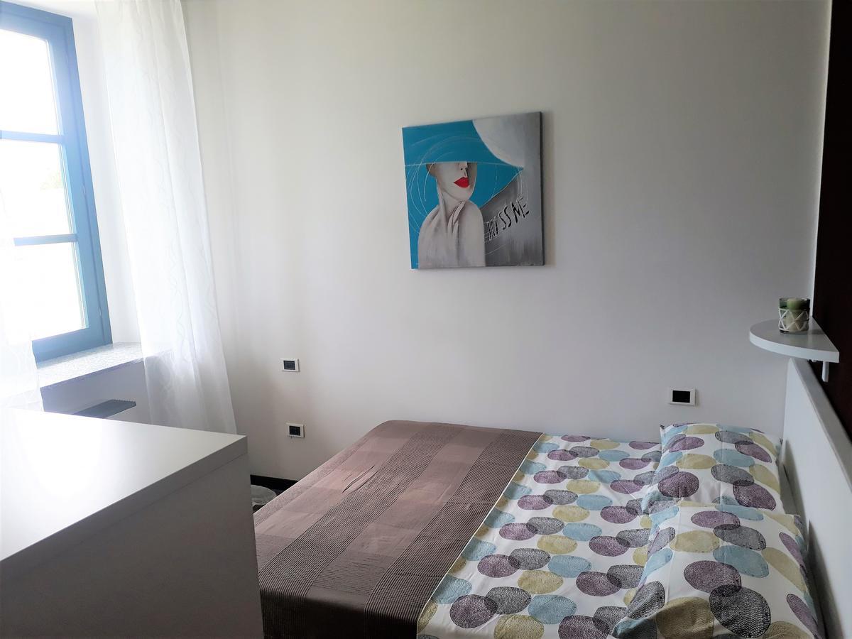 Campione Giulia Exclusive Lakefront Apartment By Gardadomusmea Campione del Garda Εξωτερικό φωτογραφία